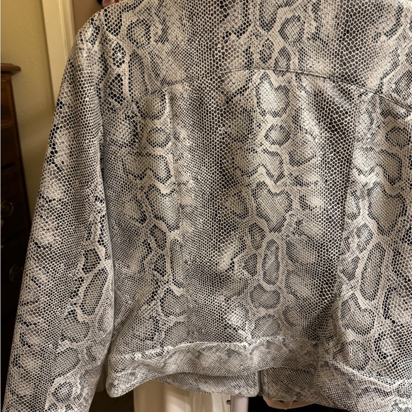 Ruby Rd. jacket snakeskin print size 12 - Picture 2 of 4